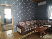 Satılır 3 otaqlı 100 m2 həyət evi Şüvəlan Park ticarət mərkəzi