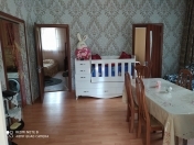 İcarəyə verilir 3 otaqlı 100 m2 həyət evi Qax