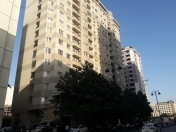 Satılır 4 otaqlı 180 m2 yeni tikili Tibb Universiteti