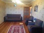 İcarəyə verilir 2 otaqlı 65 m2 köhnə tikili Azadlıq prospekti m.