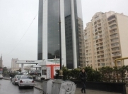 İcarəyə verilir 4 otaqlı 201 m2 yeni tikili Elmlər Akademiyası m.