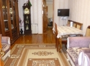 Satılır 4 otaqlı 150 m2 köhnə tikili Heydər Əliyev Mərkəzi