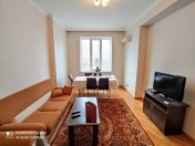 İcarəyə verilir 2 otaqlı 80 m2 yeni tikili 28 May m.