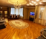 Satılır 3 otaqlı 160 m2 yeni tikili Şah İsmayıl Xətai m.