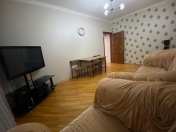 İcarəyə verilir 4 otaqlı 100 m2 köhnə tikili 1 mkr