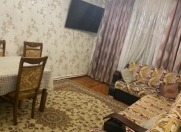İcarəyə verilir 3 otaqlı 80 m2 köhnə tikili Bakı