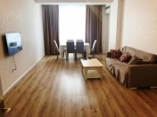 İcarəyə verilir 2 otaqlı 90 m2 yeni tikili 9 mkr