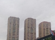 Satılır 4 otaqlı 140 m2 yeni tikili İnşaatçılar m.
