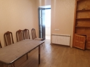 İcarəyə verilir 2 otaqlı 70 m2 ofis Sahil m.