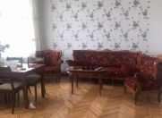 İcarəyə verilir 2 otaqlı 67 m2 köhnə tikili 28 May m.