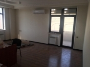 İcarəyə verilir 3 otaqlı 140 m2 ofis Asan Xidmət-1