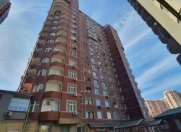 Satılır 3 otaqlı 108 m2 yeni tikili Şah İsmayıl Xətai m.