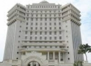 İcarəyə verilir 3 otaqlı 90 m2 köhnə tikili Gənclik m.