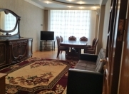 İcarəyə verilir 2 otaqlı 70 m2 yeni tikili 3 mkr