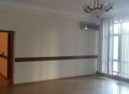 İcarəyə verilir 3 otaqlı 156 m2 ofis 28 Mall