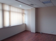 İcarəyə verilir 6 otaqlı 180 m2 ofis Metropark