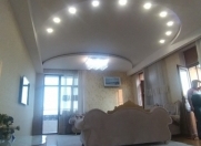 Satılır 4 otaqlı 210 m2 köhnə tikili Bakıxanov