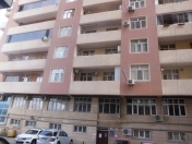 Satılır 4 otaqlı 170 m2 yeni tikili Memar Əcəmi m.