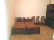 Satılır 1 otaqlı 30 m2 köhnə tikili Nizami m.