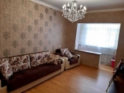 Satılır 3 otaqlı 70 m2 köhnə tikili Bakıxanov