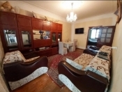 Satılır 2 otaqlı 48 m2 köhnə tikili 3 mkr