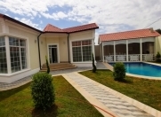 Satılır 4 otaqlı 160 m2 bağ evi Şüvəlan Park ticarət mərkəzi