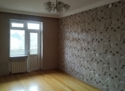 İcarəyə verilir 3 otaqlı 80 m2 köhnə tikili Xalqlar Dostluğu m.