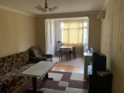 İcarəyə verilir 2 otaqlı 50 m2 köhnə tikili Bakı Dövlət Universiteti