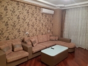 İcarəyə verilir 3 otaqlı 120 m2 yeni tikili Nizami m.