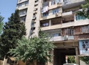 Satılır 2 otaqlı 65 m2 köhnə tikili 9 mkr