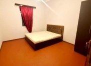 İcarəyə verilir 4 otaqlı 90 m2 köhnə tikili 28 May m.