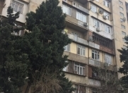 Satılır 1 otaqlı 42 m2 köhnə tikili Bakıxanov