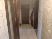 Satılır 4 otaqlı 75 m2 köhnə tikili Elmlər Akademiyası m.