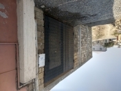 Satılır 7 otaqlı 302 m2 yeni tikili Saray