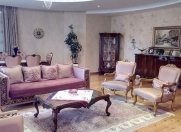 Satılır 4 otaqlı 240 m2 yeni tikili Sirk