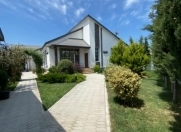 Satılır 4 otaqlı 160 m2 bağ evi Mərdəkan