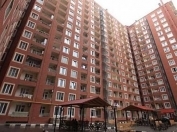 İcarəyə verilir 2 otaqlı 98 m2 yeni tikili Şah İsmayıl Xətai m.