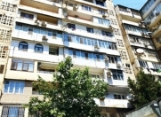 Satılır 3 otaqlı 85 m2 köhnə tikili Nizami m.