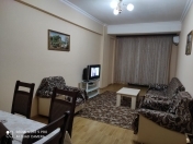İcarəyə verilir 2 otaqlı 70 m2 köhnə tikili Nərimanov r.