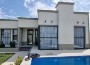 Satılır 4 otaqlı 140 m2 bağ evi Mərdəkan