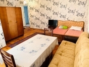 Satılır 1 otaqlı 35 m2 köhnə tikili Elmlər Akademiyası m.