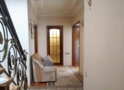 Satılır 6 otaqlı 420 m2 həyət evi Rəsulzadə