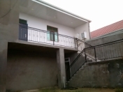 Satılır 5 otaqlı 240 m2 villa Y.Ramana