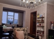 Satılır 2 otaqlı 56 m2 köhnə tikili Dövlət Statistika Komitəsi