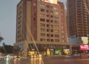 Satılır 4 otaqlı 250 m2 yeni tikili 28 May m.