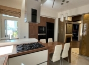 Satılır 5 otaqlı 186 m2 yeni tikili Şah İsmayıl Xətai m.