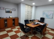 Satılır 5 otaqlı 255 m2 ofis 8 Noyabr m.