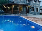 İcarəyə verilir 6 otaqlı 250 m2 bağ evi Qəbələ