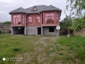 Satılır 8 otaqlı 244 m2 həyət evi Astara