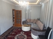 İcarəyə verilir 3 otaqlı 76 m2 köhnə tikili Həzi Aslanov m.